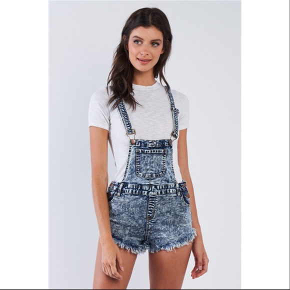 DEMIM JEAN SHORTS RAW HEM OVERALLS - Picture 4 of 5